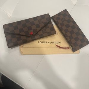 Louis Vuitton Josephine Wallet